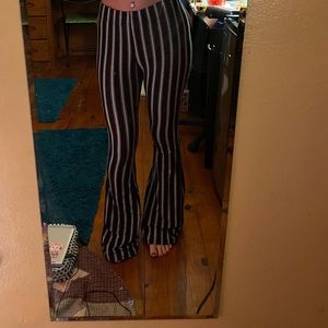 Medium flair comfy pants